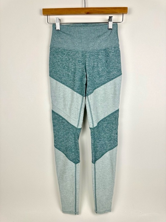 ALO Yoga Pants - ALO Yoga Heathered Sage Green Leggings